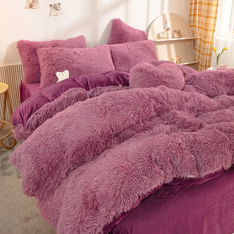 Luxury Pink Velvet Bedding Set - Autumn/Winter